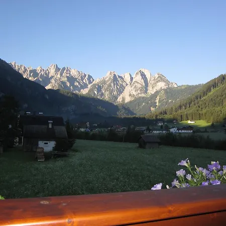 Gastehaus Posch Homestay *
